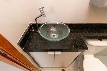 Apartamento para alugar com 51m², 2 quartos e sem vaga Apartamento para alugar com 51m², 2 quartos e sem vagaBanheiro