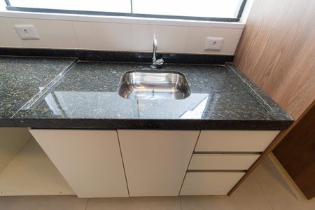 Apartamento para alugar com 51m², 2 quartos e sem vaga Apartamento para alugar com 51m², 2 quartos e sem vagaCozinha e Área de Serviço