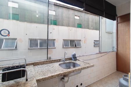 Apartamento para alugar com 52m², 1 quarto e sem vaga Apartamento para alugar com 52m², 1 quarto e sem vagaCozinha e Área de Serviço