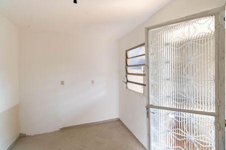 Quarto de Serviço de casa para alugar com 2 quartos, 90m² em Campo Grande, Rio de Janeiro