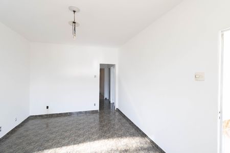 Casa para alugar com 90m², 2 quartos e sem vaga Casa para alugar com 90m², 2 quartos e sem vagaSala