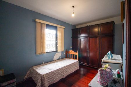 Casa para alugar com 140m², 3 quartos e 3 vagas Casa para alugar com 140m², 3 quartos e 3 vagasQuarto 2