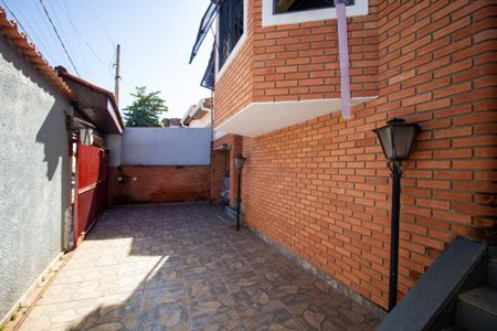 Casa para alugar com 140m², 3 quartos e 3 vagas Casa para alugar com 140m², 3 quartos e 3 vagasGaragem