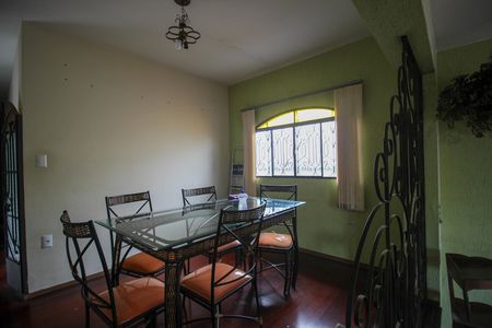 Casa para alugar com 140m², 3 quartos e 3 vagasSala de jantar