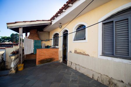 Casa para alugar com 140m², 3 quartos e 3 vagas Casa para alugar com 140m², 3 quartos e 3 vagasEdícula