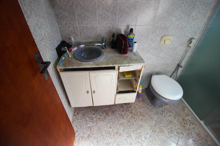 Casa para alugar com 140m², 3 quartos e 3 vagasBanheiro social