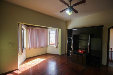Casa para alugar com 140m², 3 quartos e 3 vagasSala
