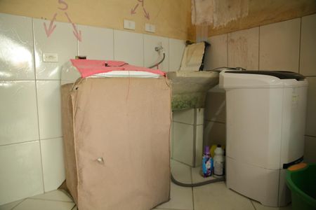 Casa para alugar com 60m², 1 quarto e sem vagaÁrea de Serviço