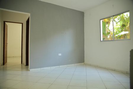 Casa para alugar com 60m², 1 quarto e sem vagaQuarto 