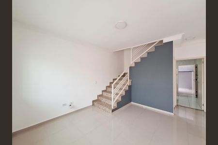 Sala de casa para alugar com 2 quartos, 70m² em Vila Dom Pedro Ii, São Paulo