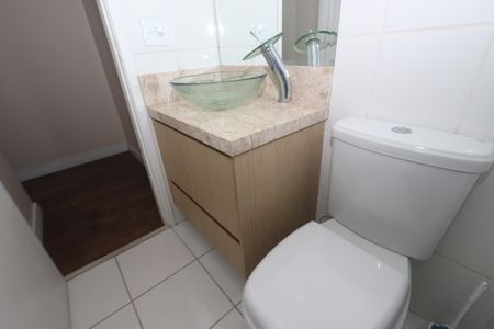 Apartamento para alugar com 64m², 2 quartos e 1 vagaBanheiro Social