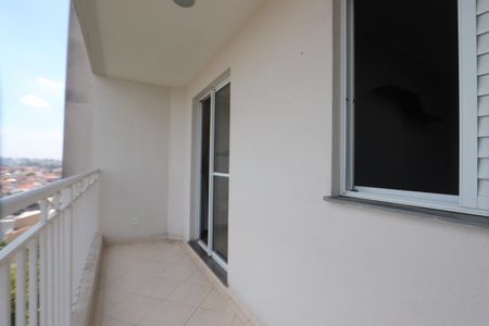 Apartamento para alugar com 64m², 2 quartos e 1 vagaVaranda