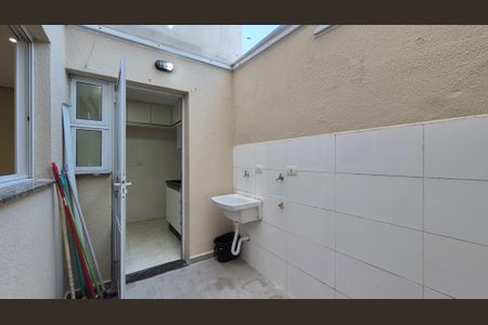 Apartamento para alugar com 58m², 2 quartos e 1 vagaLavanderia 