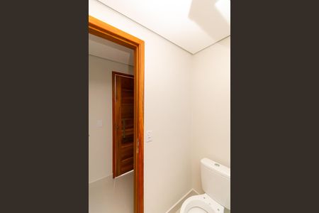 Banheiro de apartamento para alugar com 1 quarto, 25m² em Vila Prudente, São Paulo