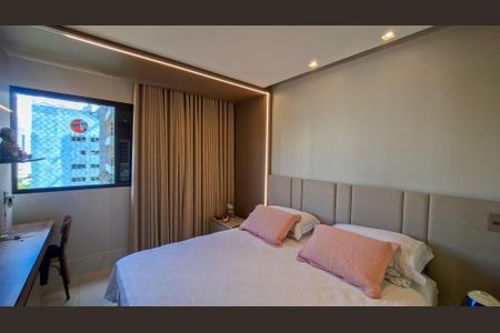 Apartamento à venda com 175m², 4 quartos e 2 vagasQuarto