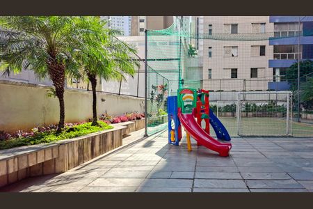 Apartamento à venda com 175m², 4 quartos e 2 vagasÁrea comum - Playground