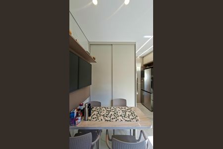 Apartamento à venda com 175m², 4 quartos e 2 vagasCozinha e Área de Serviço