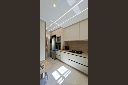 Apartamento à venda com 175m², 4 quartos e 2 vagasCozinha e Área de Serviço