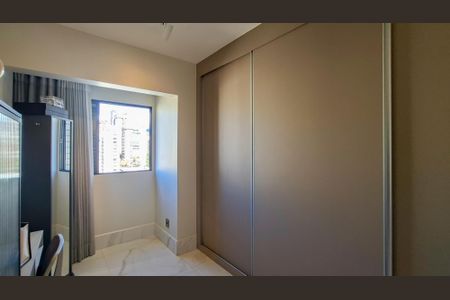 Apartamento à venda com 175m², 4 quartos e 2 vagasQuarto 3
