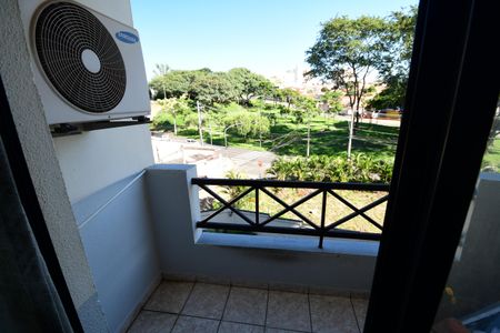 Sala - Sacada de apartamento para alugar com 3 quartos, 73m² em Vila Guararapes, Campinas