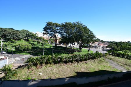 Apartamento para alugar com 73m², 3 quartos e 2 vagasQuarto 1 - Vista