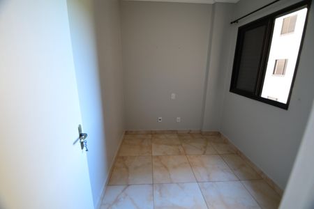 Apartamento para alugar com 73m², 3 quartos e 2 vagasQuarto 2