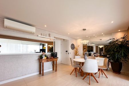 Apartamento à venda com 123m², 3 quartos e 2 vagasSala