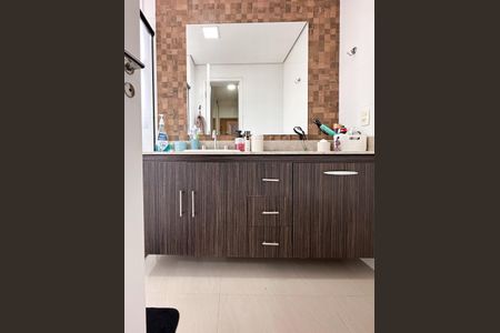 Apartamento à venda com 123m², 3 quartos e 2 vagasBanheiro da Suíte