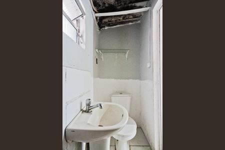 Casa para alugar com 35m², 1 quarto e sem vagaBanheiro