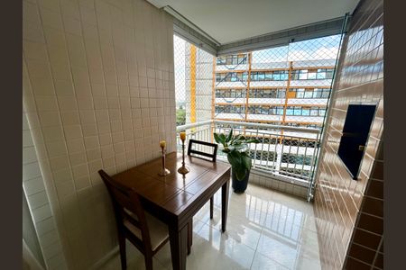 Varanda da Sala de apartamento à venda com 2 quartos, 80m² em Jardim Santa Edwirges, Guarulhos