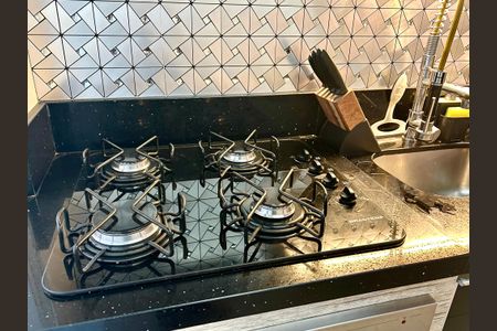 Apartamento à venda com 80m², 2 quartos e 2 vagas Apartamento à venda com 80m², 2 quartos e 2 vagasCozinha