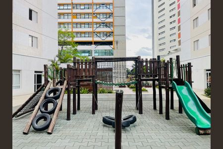 Apartamento à venda com 80m², 2 quartos e 2 vagas Apartamento à venda com 80m², 2 quartos e 2 vagasÁrea comum - Playground