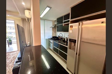 Apartamento à venda com 80m², 2 quartos e 2 vagas Apartamento à venda com 80m², 2 quartos e 2 vagasCozinha