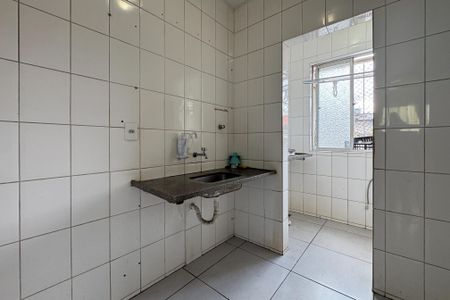 Apartamento à venda com 3 quartos, 72m² em Novo Eldorado, Contagem