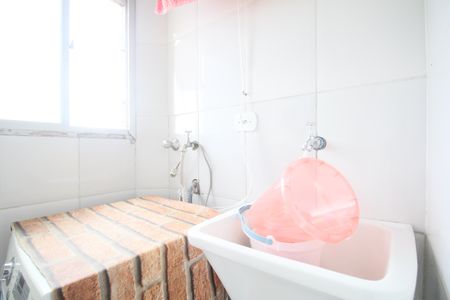 Apartamento para alugar com 65m², 2 quartos e 1 vagaÁrea de Serviço