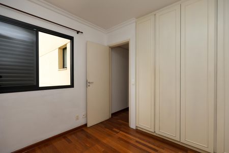 Apartamento à venda com 160m², 3 quartos e 3 vagas Apartamento à venda com 160m², 3 quartos e 3 vagasSuíte 2