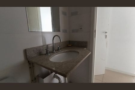 Apartamento à venda com 70m², 2 quartos e 1 vagaBanheiro da Suíte 