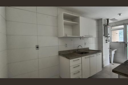 Apartamento à venda com 70m², 2 quartos e 1 vagaCozinha e Área de Serviço 