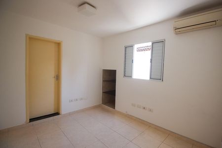 Casa à venda com 120m², 3 quartos e 1 vagaSuíte 1