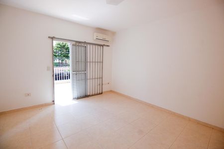 Casa à venda com 120m², 3 quartos e 1 vagaSuíte 2