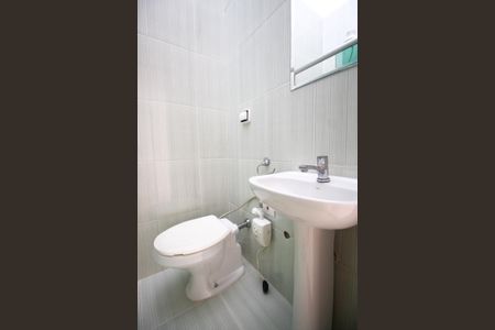 Casa à venda com 120m², 3 quartos e 1 vagaBanheiro social