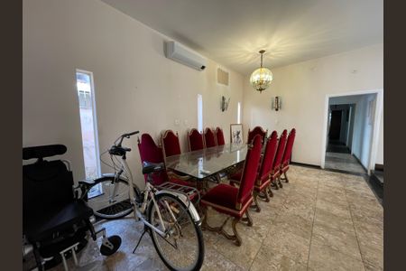 Sala de casa à venda com 6 quartos, 400m² em Butantã, São Paulo