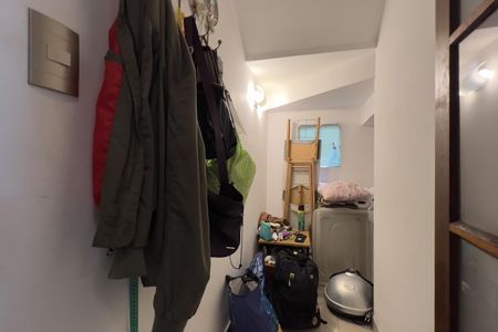 Casa para alugar com 292m², 3 quartos e 7 vagas Casa para alugar com 292m², 3 quartos e 7 vagasDespensa