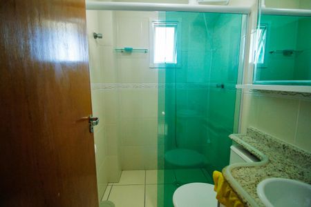 Apartamento para alugar com 62m², 2 quartos e 1 vaga Apartamento para alugar com 62m², 2 quartos e 1 vagaBanheiro da Suíte 1