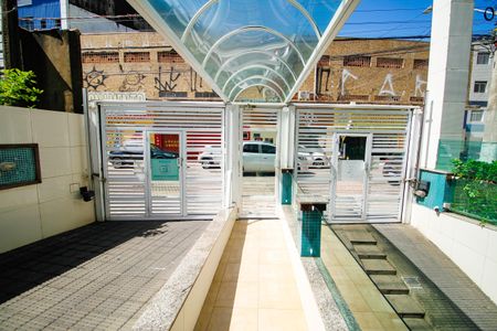 Apartamento para alugar com 62m², 2 quartos e 1 vaga Apartamento para alugar com 62m², 2 quartos e 1 vagaFachada