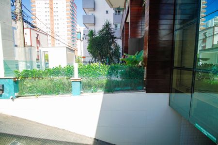 Apartamento para alugar com 62m², 2 quartos e 1 vaga Apartamento para alugar com 62m², 2 quartos e 1 vagaFachada