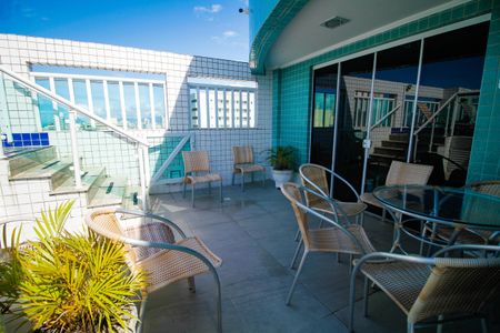 Apartamento para alugar com 62m², 2 quartos e 1 vaga Apartamento para alugar com 62m², 2 quartos e 1 vagaÁrea comum - Piscina