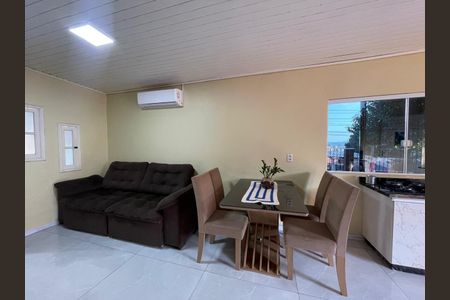 Casa à venda com 2 quartos, 140m² em Campestre, São Leopoldo