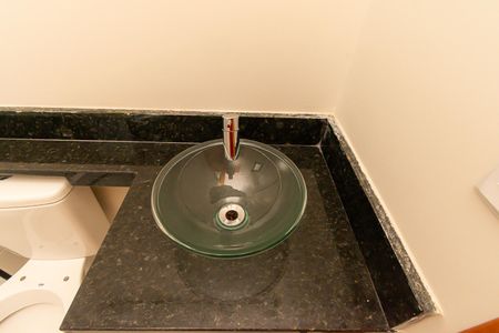 Apartamento para alugar com 36m², 2 quartos e sem vaga Apartamento para alugar com 36m², 2 quartos e sem vagaBanheiro