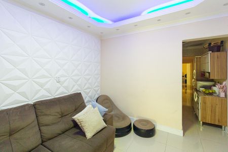 Sala de casa para alugar com 2 quartos, 125m² em Jardim Primeiro de Maio, Carapicuíba